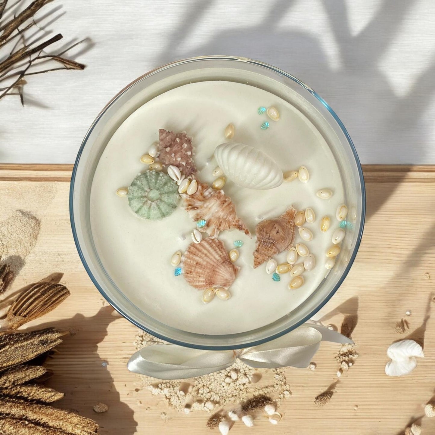 Vaso Rotondo In Vetro Con Composizione Di Conchiglie Dipinte A Mano